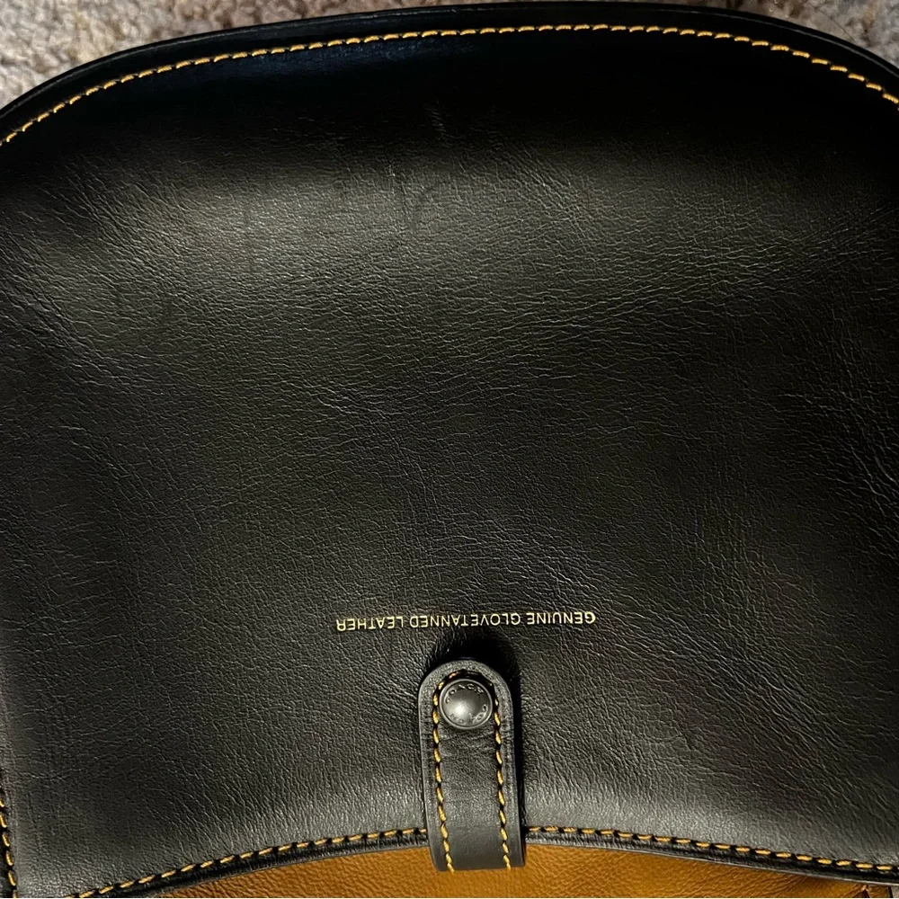 Coach VINTAGE Black Leather Crossbody Bag with Studs and‎ Pearls